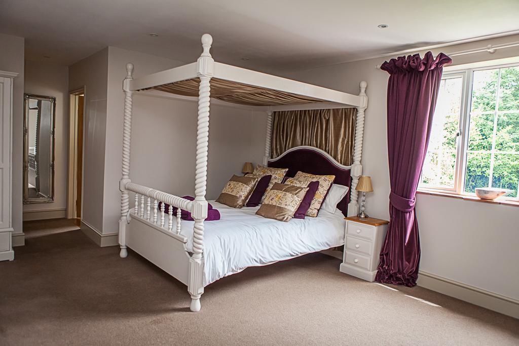 Stoodleigh Court Coach House Bed & Breakfast Тивъртън Екстериор снимка