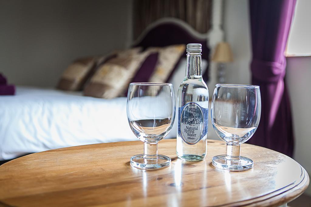 Stoodleigh Court Coach House Bed & Breakfast Тивъртън Екстериор снимка